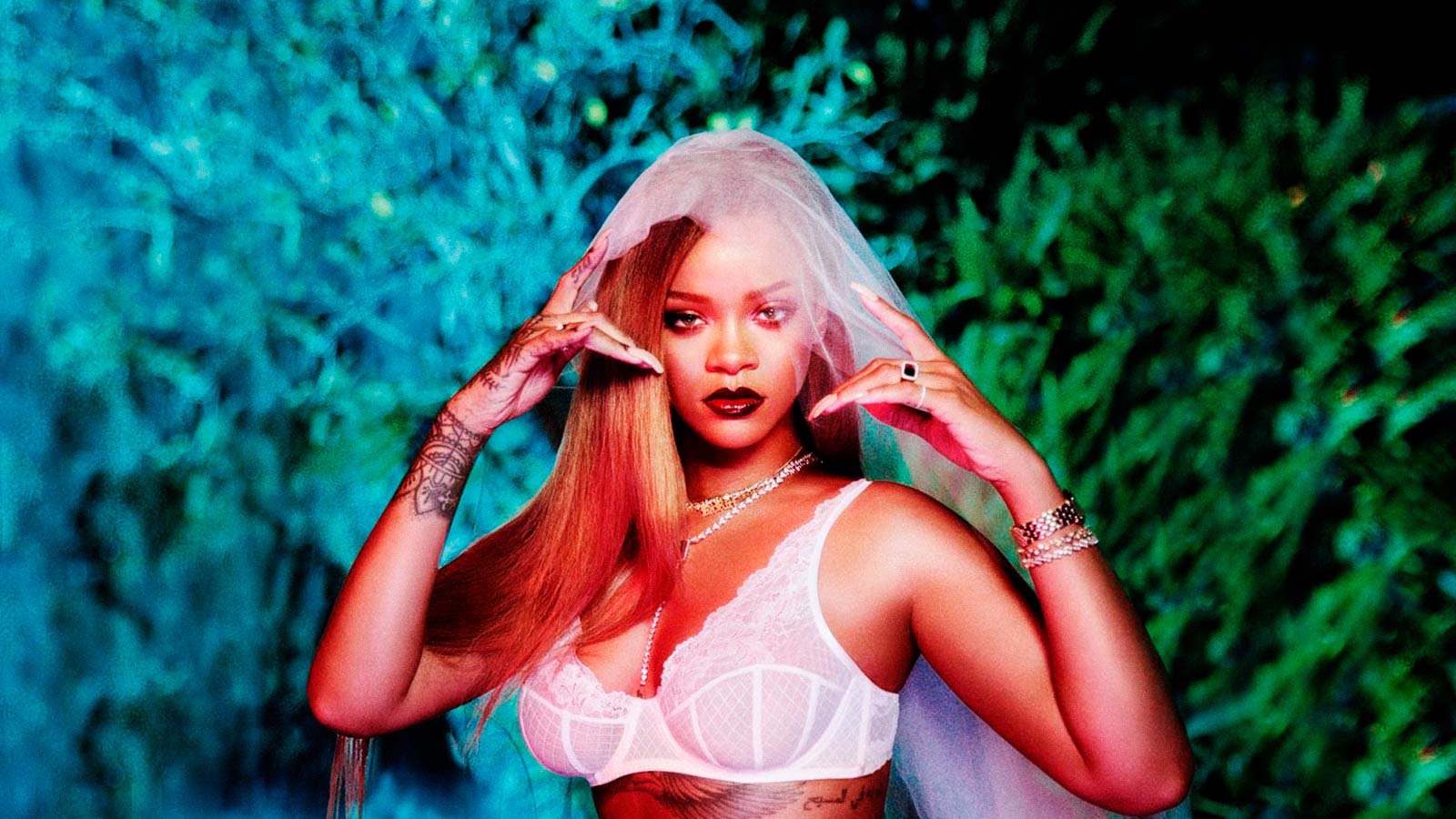 Rihanna lançou sua linha de lingerie com muita diversidade e
