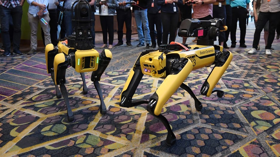 Cães robôs podem se tornar realidade na segurança das cidades | Fast  Company Brasil