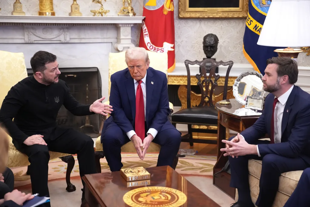 Trump, Zelensky e JD Vance/ 100 dias do governo Trump