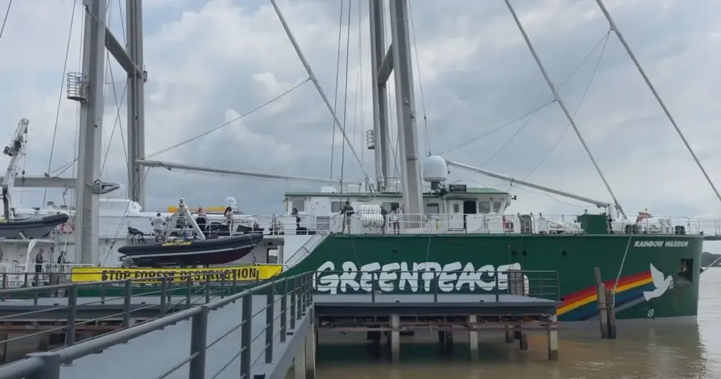 Raibow Warrior II, navio do Greenpeace