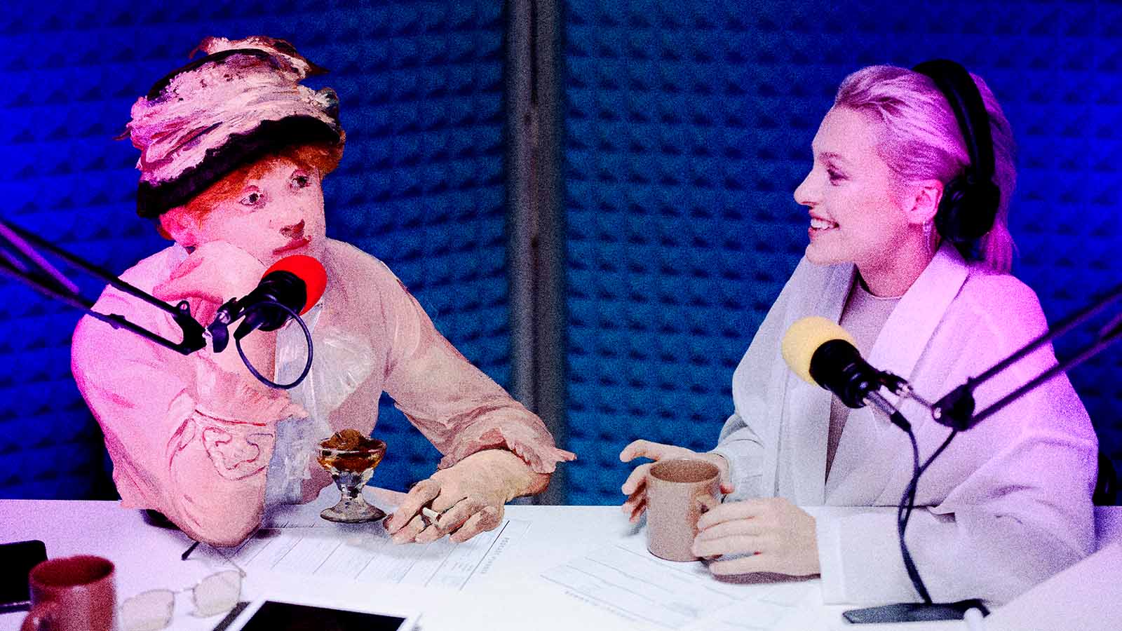 apresentadora entrevista avatar de IA em estúdio de áudio