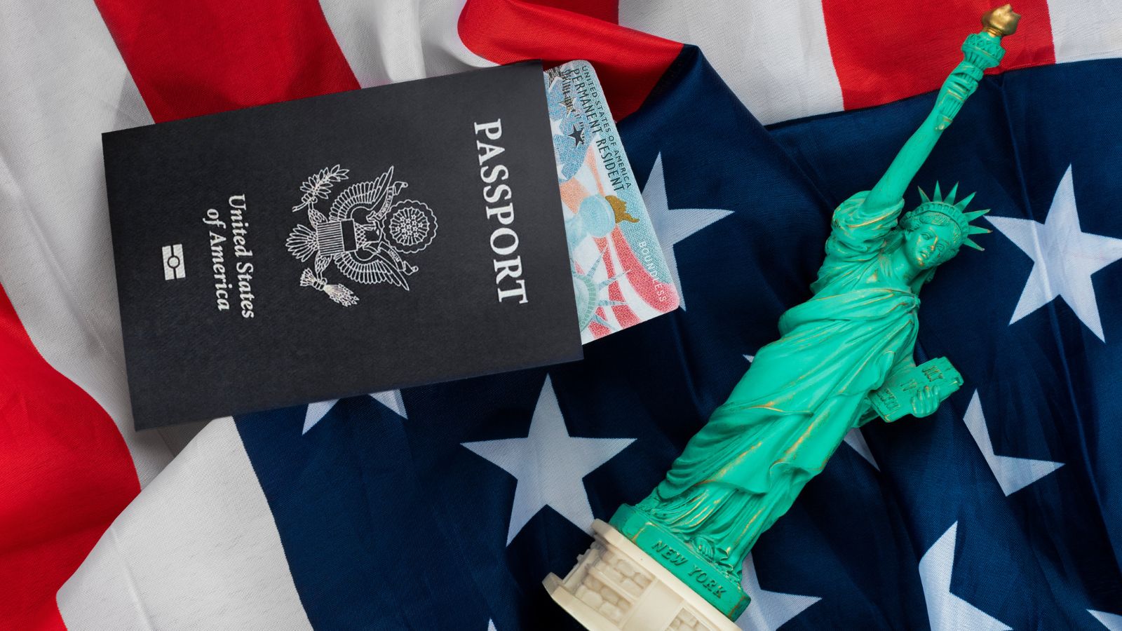 Passaporte e bandeira dos Estados Unidos