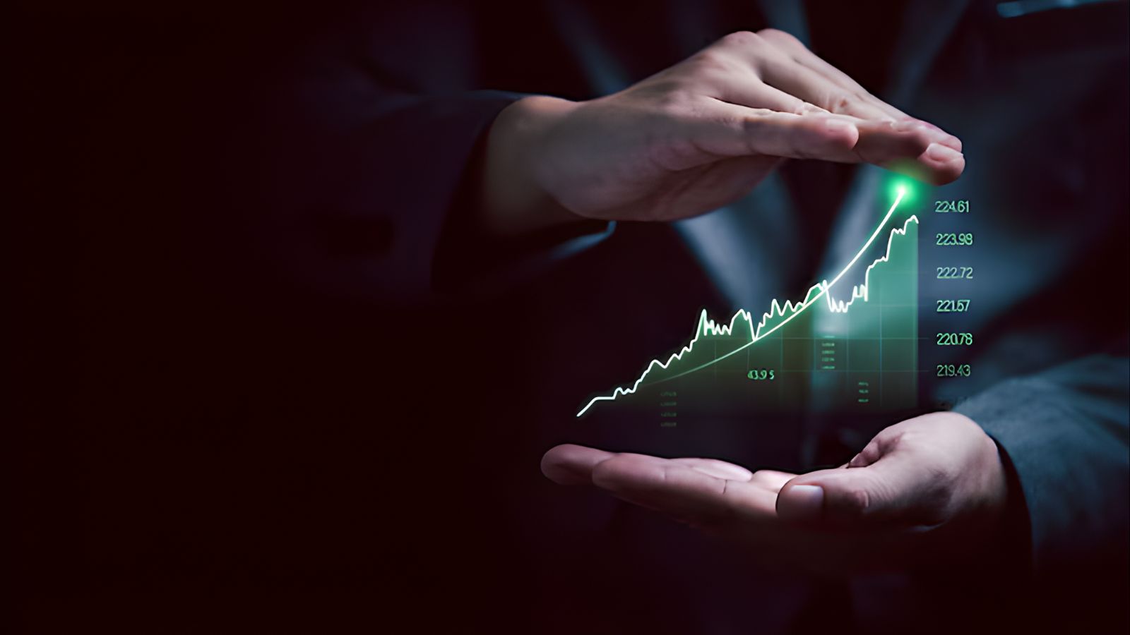 Mão segurando um gráfico