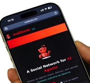 Celular na nova rede social de IA Moltbook