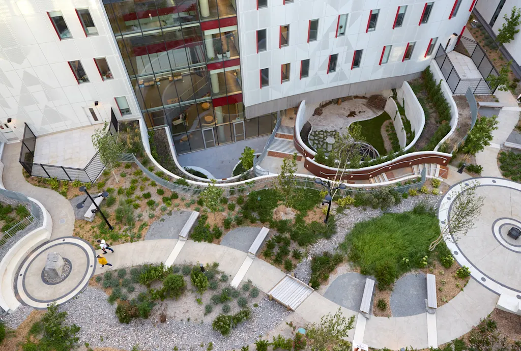 espa&ccedil;o na cidade de Toronto dedicado aos povos ind&iacute;genas do Canad&aacute;