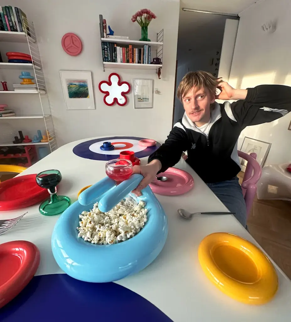 Designer transforma pedra de curling em tigela para petiscos