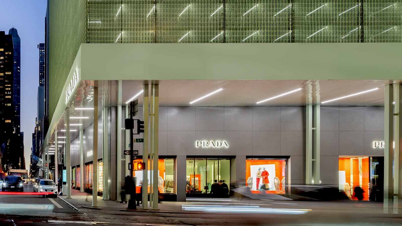 Prada transforma andaimes de loja em arte em Nova York