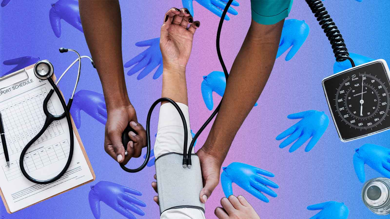 mãos negras seguram medidor de pressão em um paciente branco e luvas azuis estampam o fundo rosado