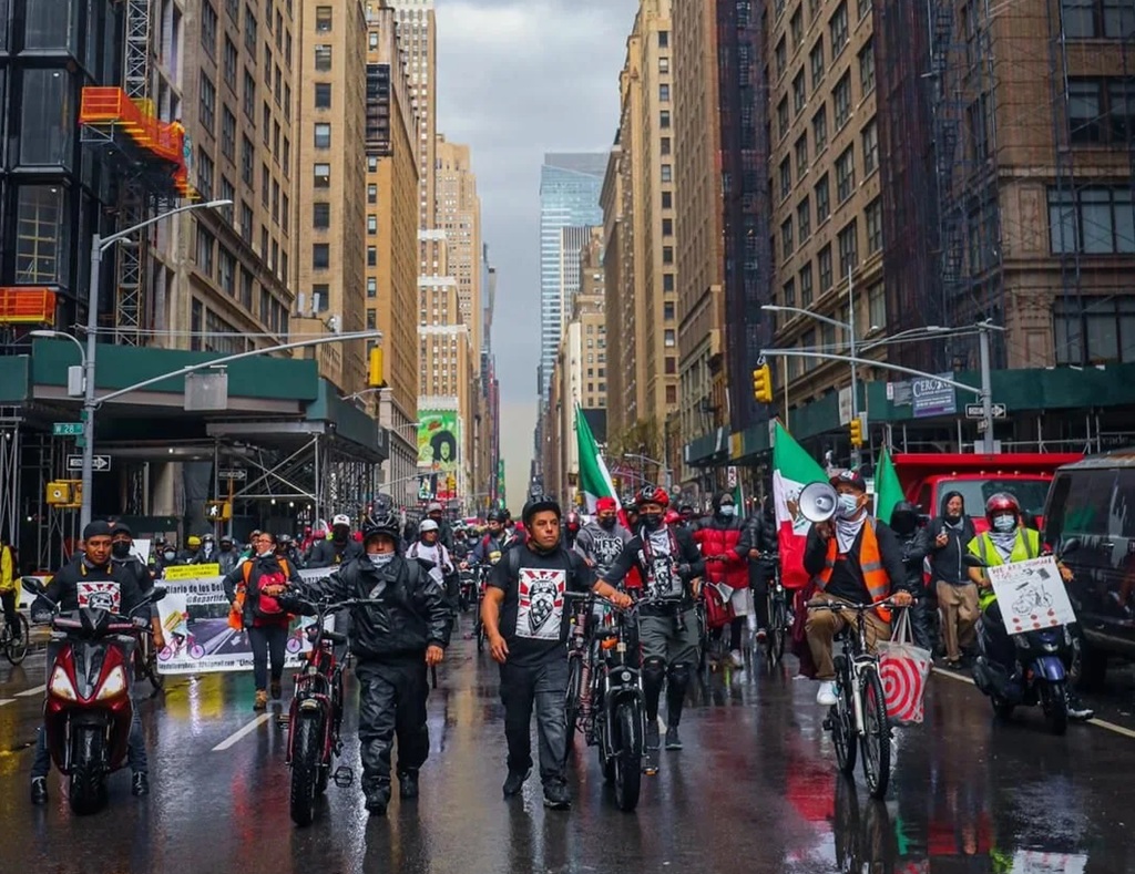 manifesta&ccedil;&atilde;o de entregadores de aplicativo em Nova York