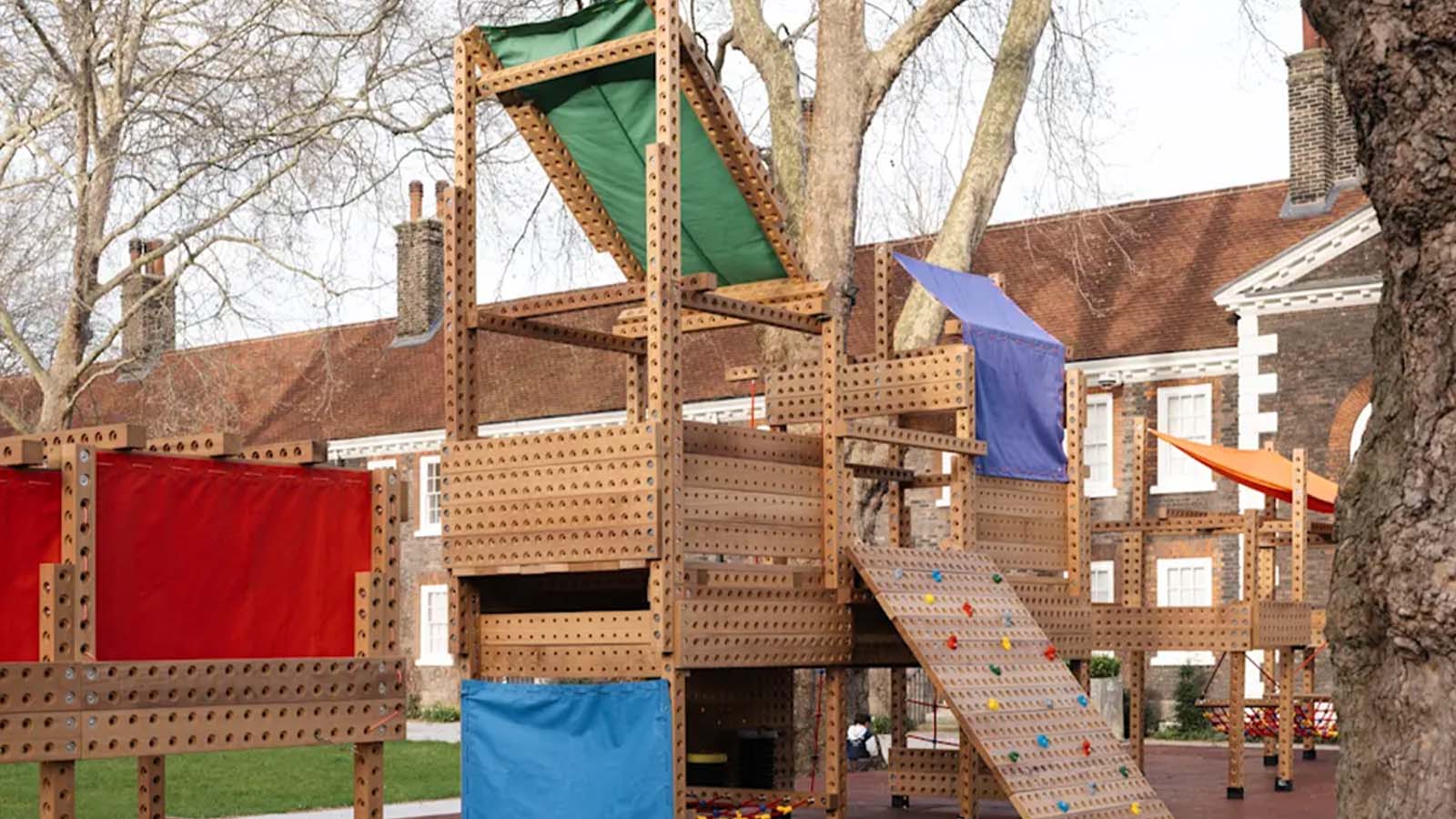 playground modular para crianças em campos de refugiados