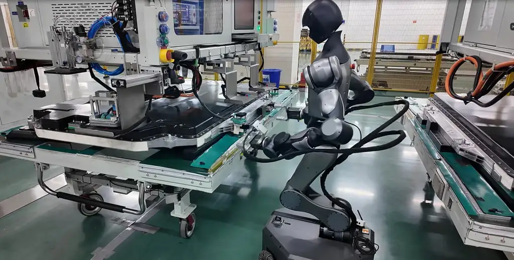 rob&ocirc; humanoide da CATL