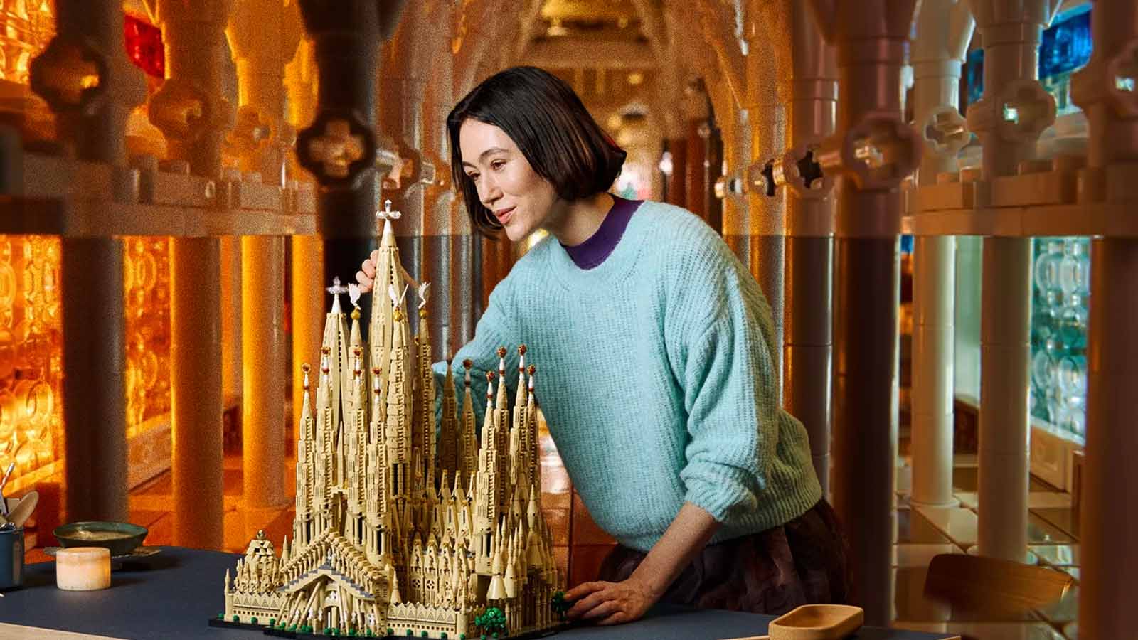 conjunto Lego que reproduz a igreja Sagrada Família, de Barcelona