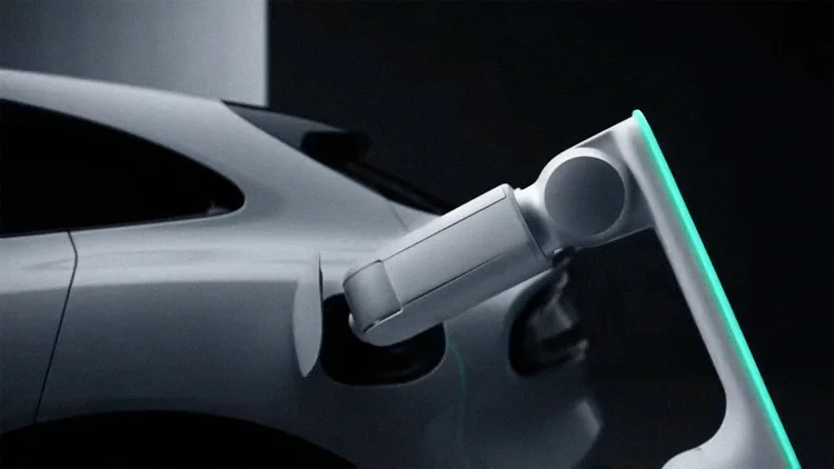 Xiaomi lança braço robótico que recarrega carros sozinho