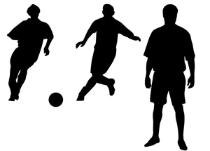 jogador de futebol se posicionando estrategicamente em campo