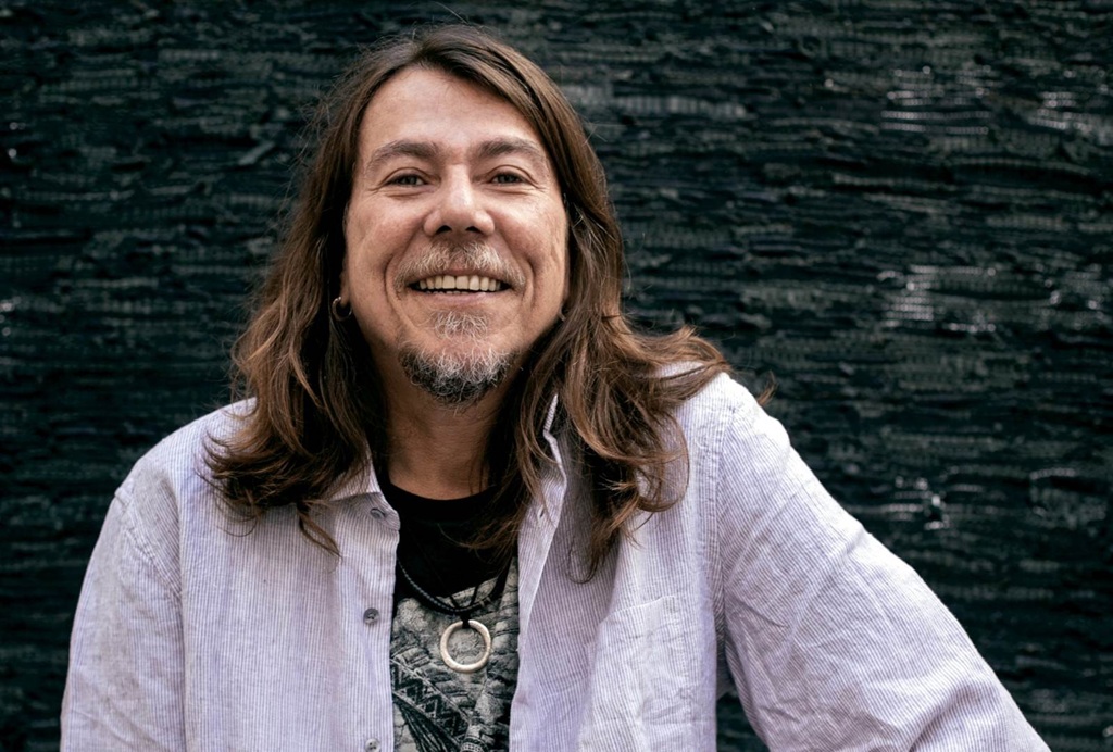 entrevista com o  cantor e compositor Lenine