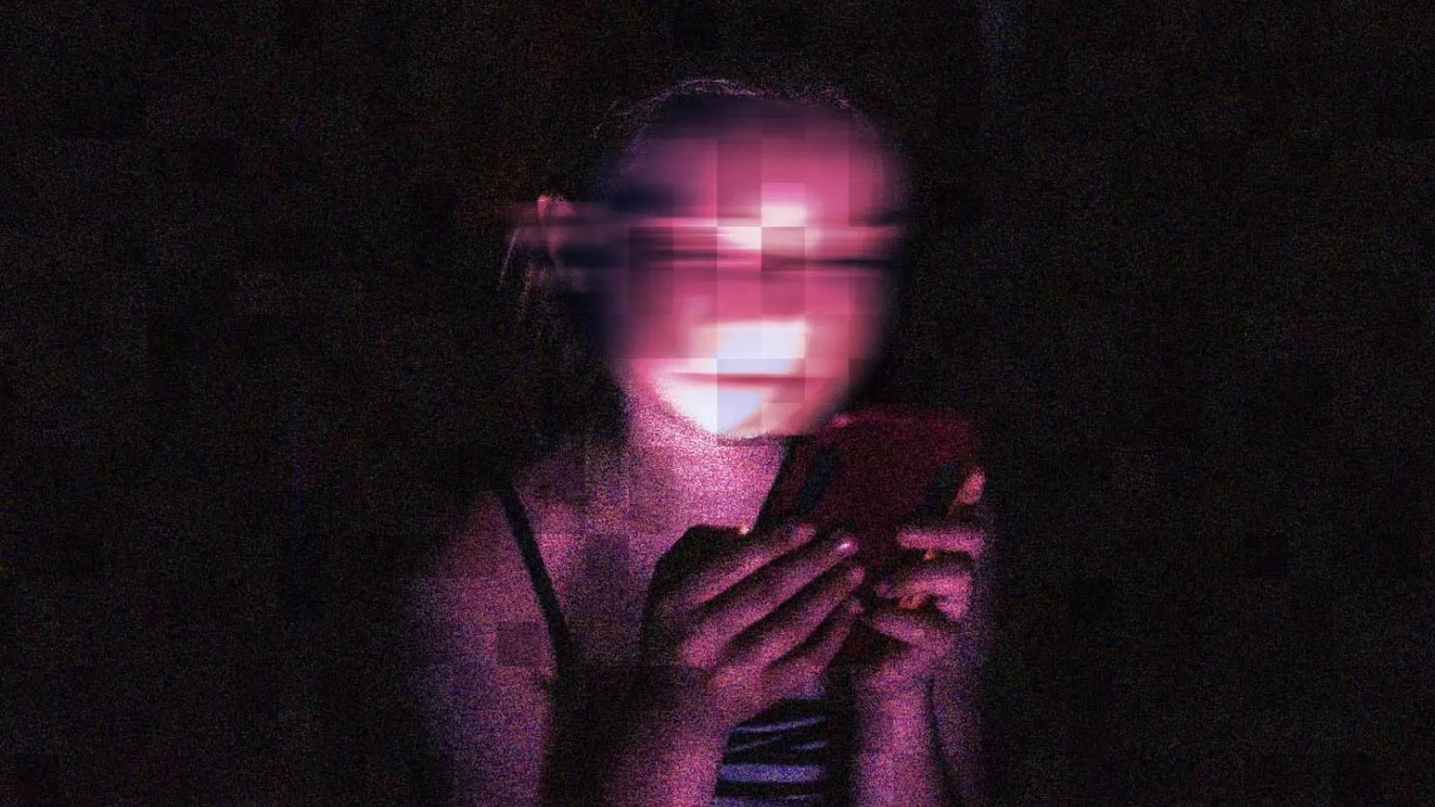 Criança usando o celular