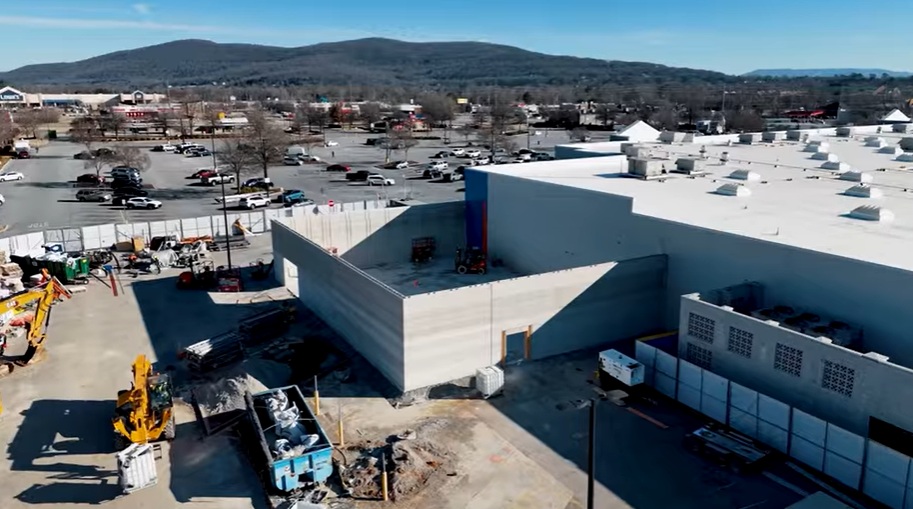pr&eacute;dio comercial constru&iacute;do com a t&eacute;cnica de impress&atilde;o 3D