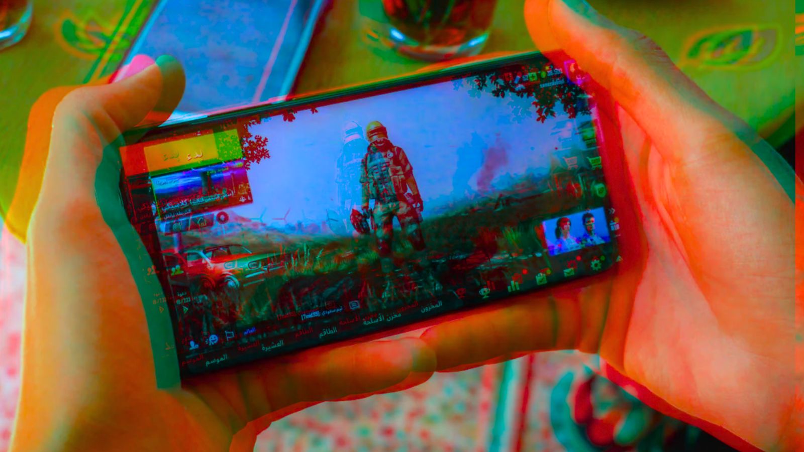 Jogando no celular
