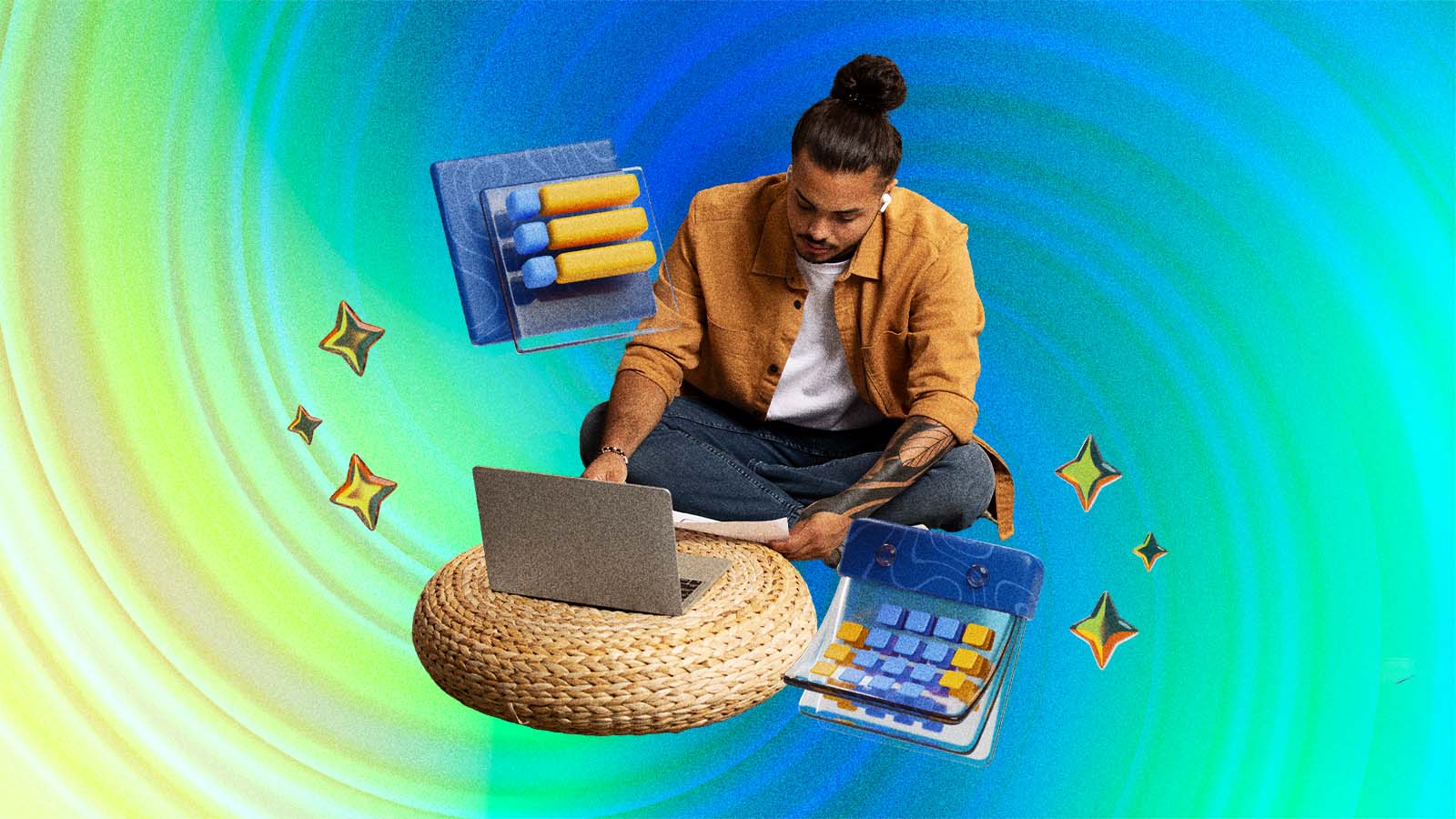 Homem sentado de pernas cruzadas diante de um notebook, com ilustrações de calendário e checklist sobre fundo azul e verde.