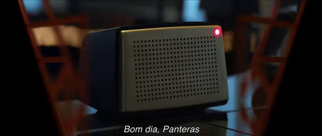 caixa de som por onde se comunicava Charlie, do seriado As Panters