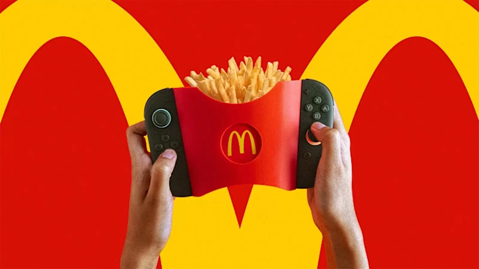 Este controle de videogame serve também como suporte para batatas fritas