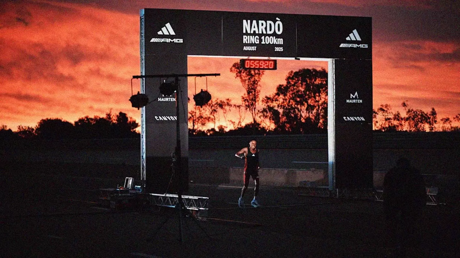 o corredor sul-africano Sibusiso Kubheka