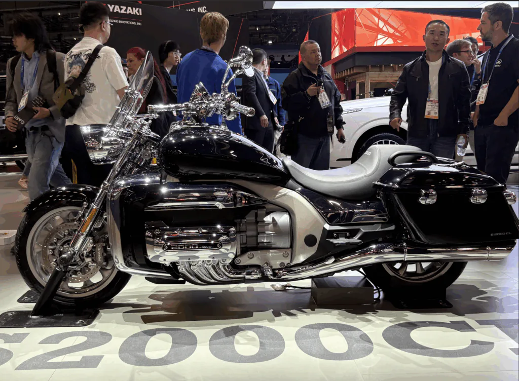 motocicleta da GWM exibida na CES 2026