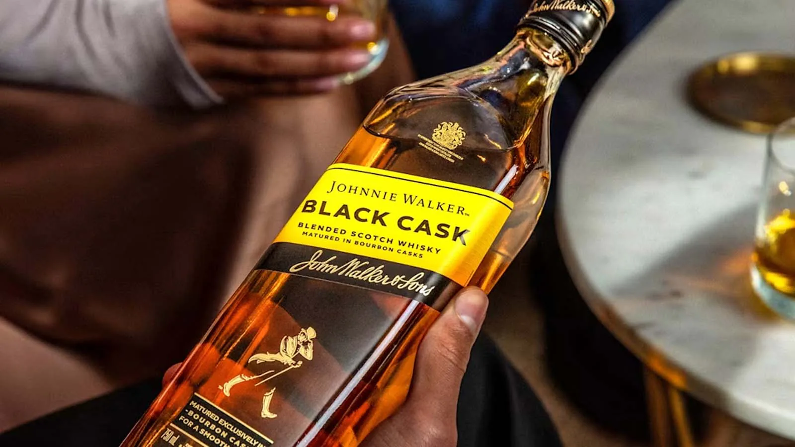 Por que a Johnnie Walker está criando um whisky para fãs de bourbon
