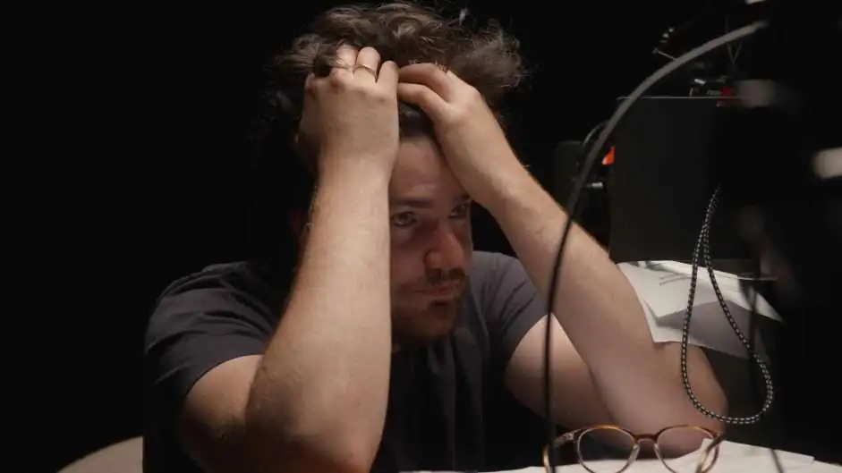 cena do document&aacute;rio "The AI Doc"