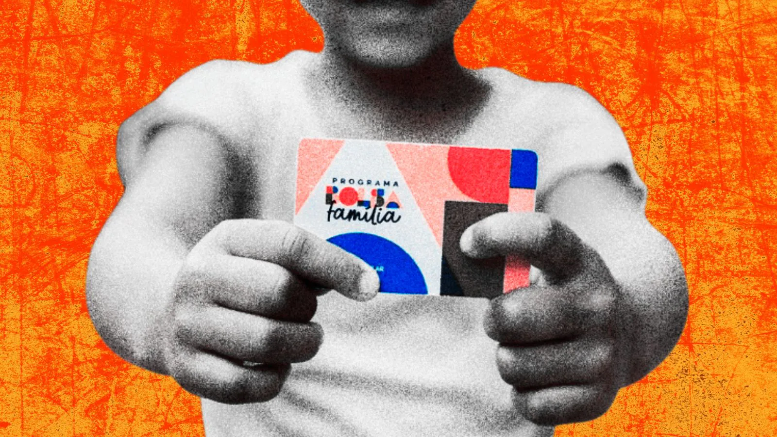 Criança segurando cartão do Bolsa Família