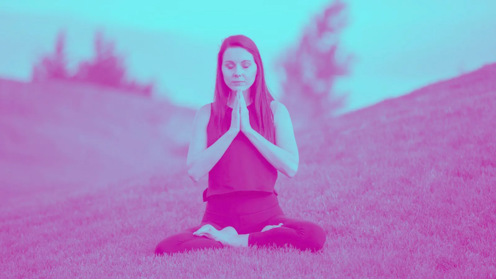 Mulher meditando